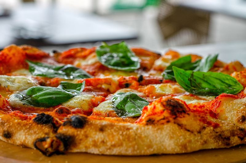 Classic Margherita pizza inn style